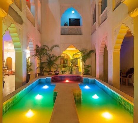 Jyoti Mahal A Heritage Hotel - 05 Mins from New Delhi Railway Station
