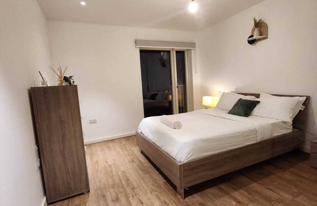 Kaf Luxury 1 Apartment in Canning Town London