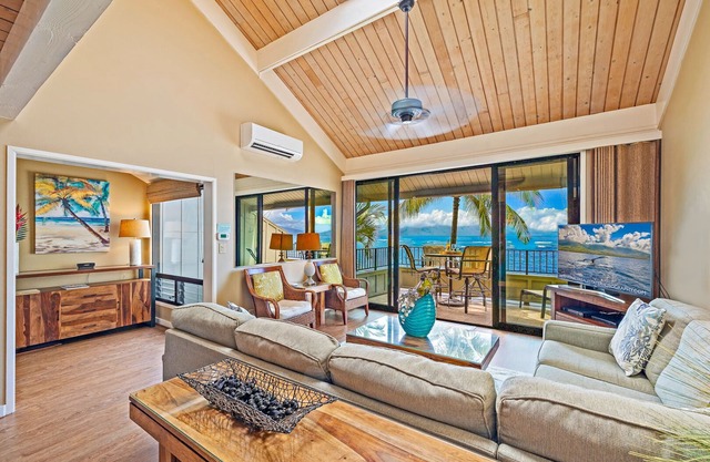 Kahana Village #22 Beach Front Luxury
