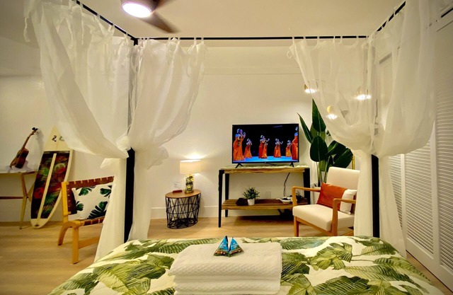 Kailani Hawaii-Modern Studio, stylish decor, clean, feels like home+free parking