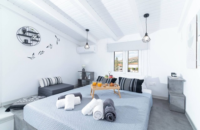 Kalamaki-Sunset - Stunning View to sea - Modern Design - 5 Min Walk to Sea