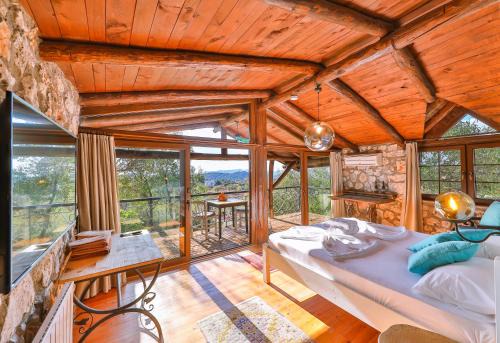 Kale Lodge - Adult Only + 15