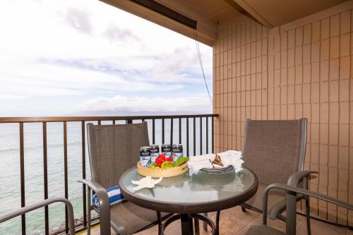 Kaleialoha 409 · KA 409 OceanFront 1BD Condo w Ocean Views Pool