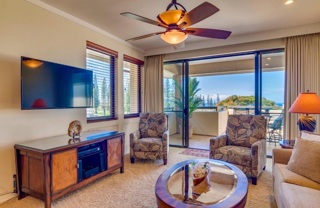 Kapalua Extraordinaire with Glorious Ocean Views!