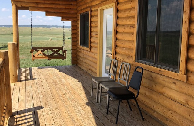 Kara Creek Ranch - Log Cabin