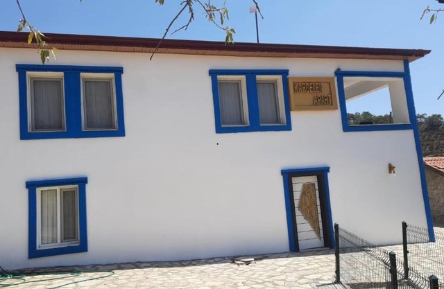 kardelen apart
