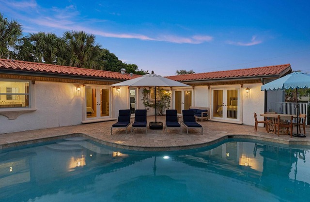 Kasa By The Sea 4BD-3BA Private Home
