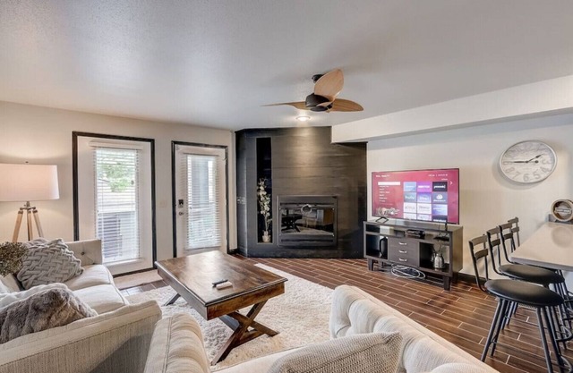 Kate's Place LHC 305 · Kate's Place - Newly Remodeled - Romantic