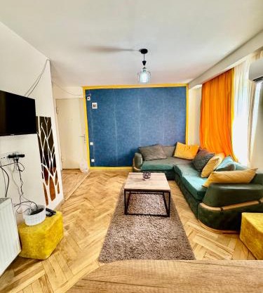 Kavtaradze Street Apartment