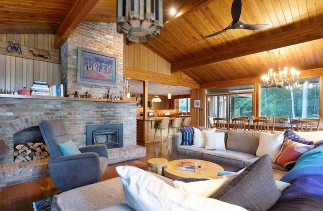 Kawartha Lakes Private Lakefront Estate