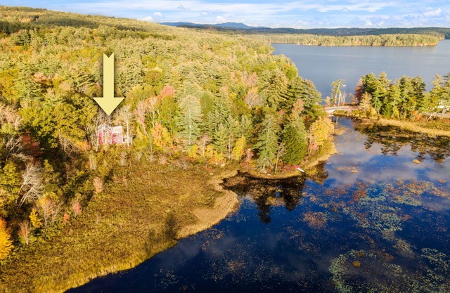 Kayaks, kids secret room, fishing, fire pit, ev charger.