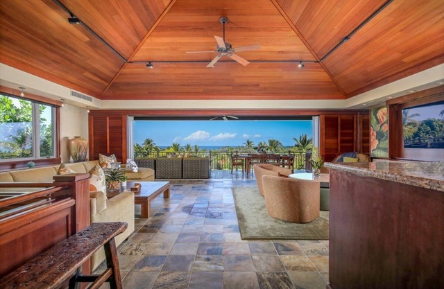 Ke Alaula Villa 228A – Prime Ocean View | Onsite Staff & Daily Housekeeping