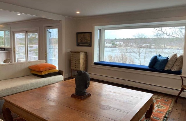 Kennebec River House - Sweeping River Views and Hiking Trails