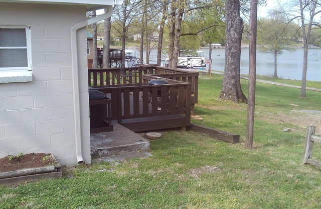 Kentucky Lake View Cottage ~ 1 Bedroom Lakeview