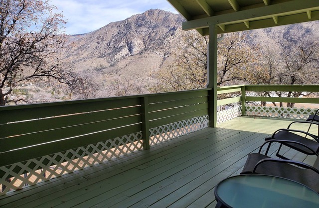 Kern River Retreat - Walk to River & Downtown! by RedAwning