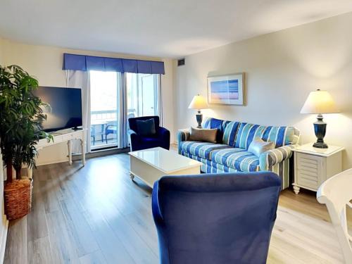 Ketch Court 893