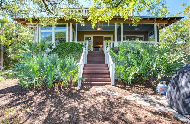 Kiawah Exclusives | 65 Persimmon Court
