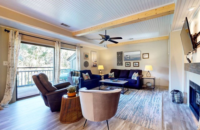 Kiawah Exclusives | 4906 Turtle Point | Dog Friendly