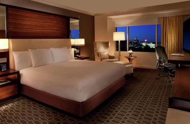 King Room Near Capital One Headquarters WDC