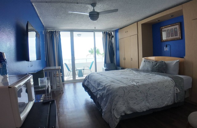 King Size Ocean View Studio at the Ocean Manor Hotel & Resort