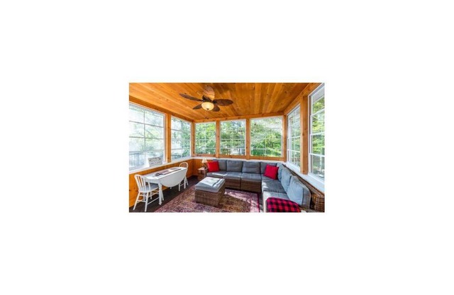 KINGSETT COTTAGE