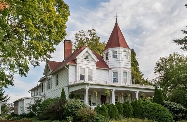 Kingsley House Bed & Breakfast