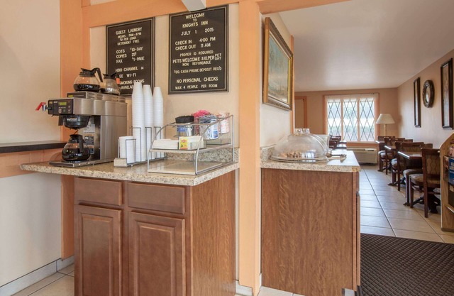 Knights Inn Greensburg