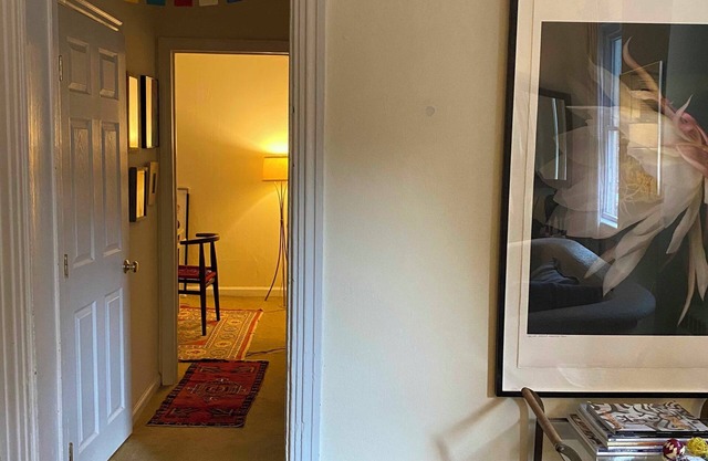 Koji & Pearl's Art House by the River - 2 Bedroom Apartment in Lambertville, NJ.