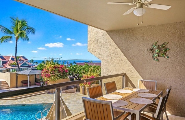 KONA PACIFIC A-206 OCEAN VIEW, REMODELED, WALK TO TOWN! Elevator, AC!