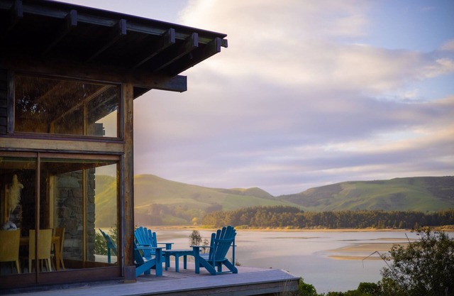 Korimako Lodge, Stunning view and wildlife, your piece of quiet in New Zealand