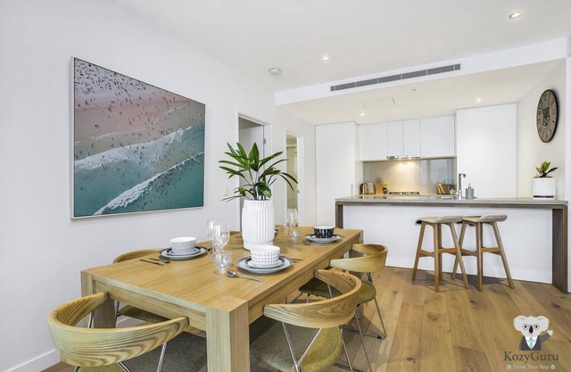 KOZYGURU | Fortitude Valley | 2 BED Designer Apt + FREE Parking | FV Peppers