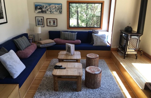 KT Hideaway | Near Palisades Village!