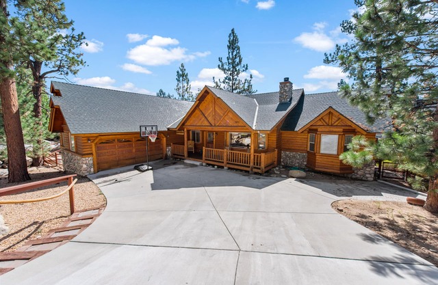 Kubo Del Sol - Log Cabin, Hot Tub, Game Room, Pool Table, Ping Pong