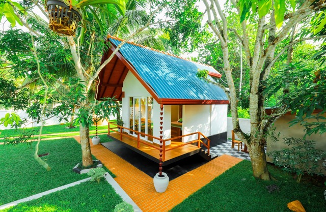 KURUMBA LUXURY CABIN ,Ahangama