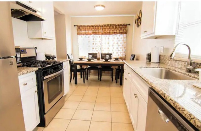 L.A. County CanyonCity AzusaHome