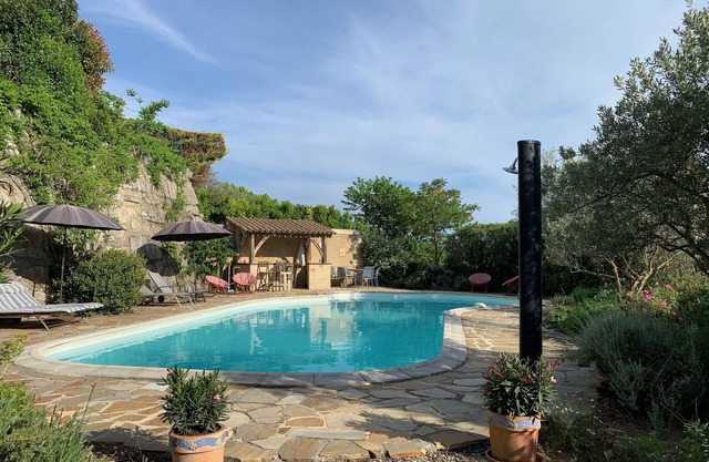 La CAVE aux VINS with private terrace and barbecue/shared pool