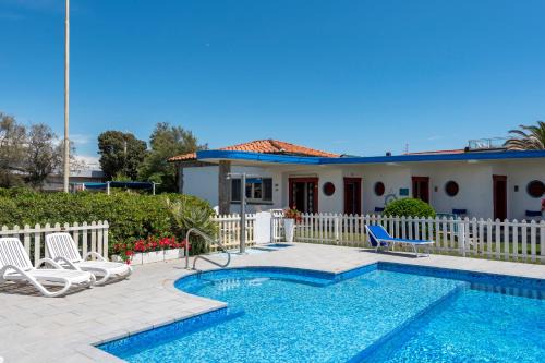 La Casina Del Pescatore On the Beach - Happy Rentals