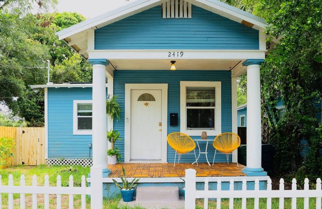 -La Casita de Belen-Bungalow in Ybor City!1Mile