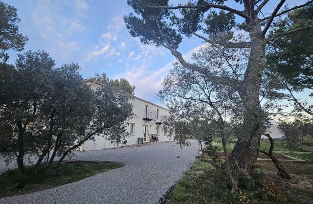 La Cayon Au coeur des oliviers en Provence