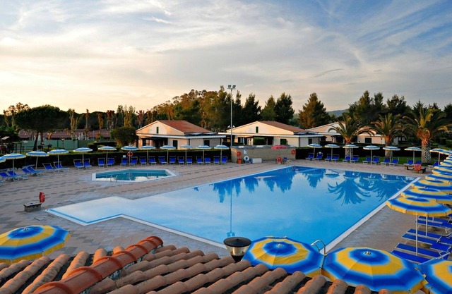 La Cecinella Apartment 12 in Cecina, pool use A/C