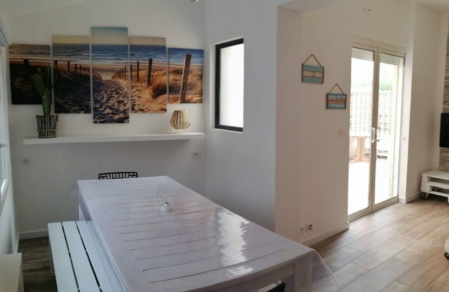 La Cigale, 3-star rental house near the beach