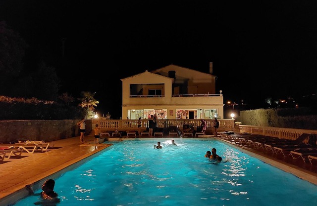 La Fontinelle holiday village in Bessas