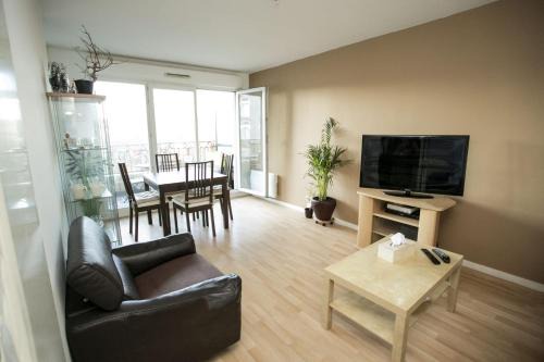 *La Kreolita* near Paris/Disneyland Paris