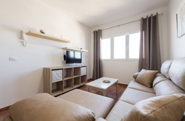 La Madera 1A Urban Home near the Airport - Wifi