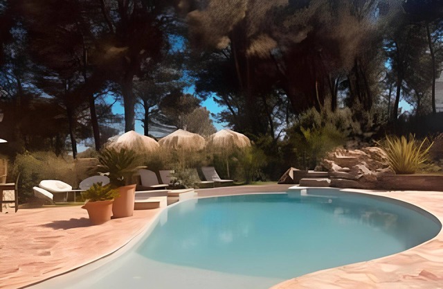 La Maison du Bonheur, 12 Pers, Swimming pool, Air-conditioned, Quiet