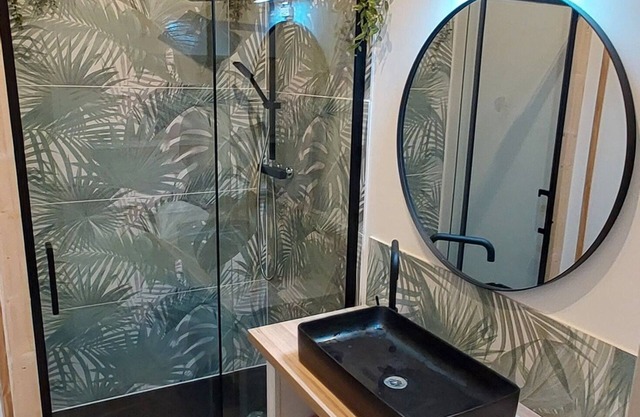 La Pause Salonaise" Modern apartment in the heart of the city