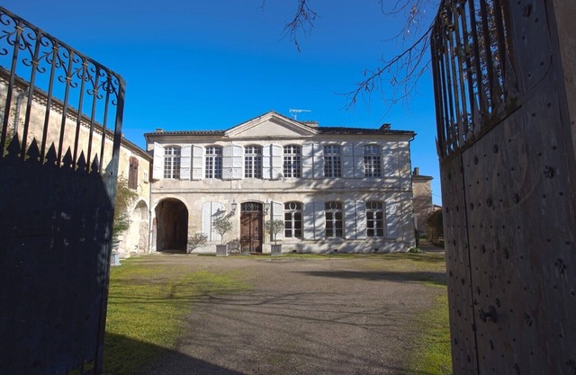 La Petite Gensac - Studio Apartment. Sleeps 2