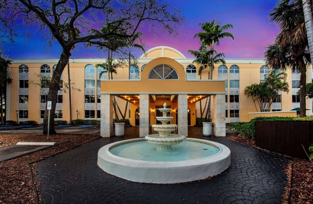 La Quinta Inn & Suites by Wyndham Fort Lauderdale Tamarac