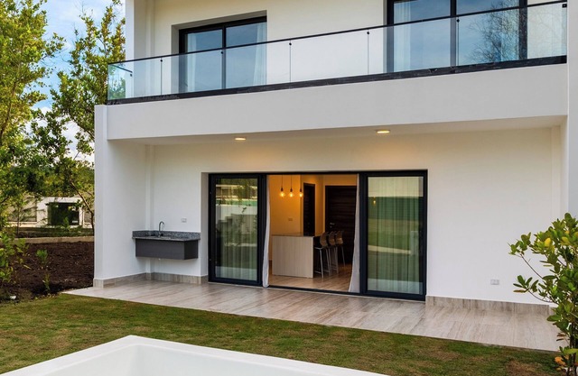 La Stuga del Mar your home in Portillo -Walk to Portillo Beach