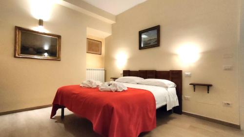 LA SUITE DI SAN RUFINO, 6 minuti da San Carlo Acutis, Centralissimo, Amato dagli Ospiti - Piano Terra, 2 Letti Matrimoniali, Spazioso, Perfetto - MyAssisiSuite, più di un semplice Appartamento - La nostra Forza è DISPONIBILITÀ Live 24-7, MÓWIMY PO POLSKU